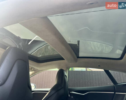 Білий Тесла Модель С, об'ємом двигуна 0 л та пробігом 250 тис. км за 13500 $, фото 25 на Automoto.ua