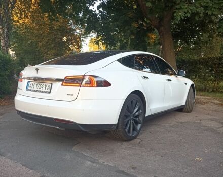 Білий Тесла Модель С, об'ємом двигуна 0 л та пробігом 170 тис. км за 16950 $, фото 3 на Automoto.ua