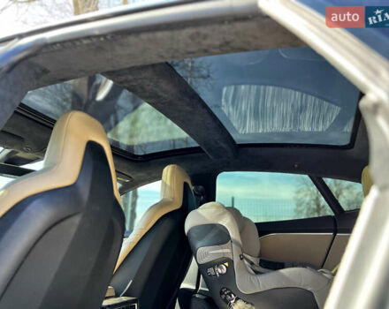 Белый Тесла Модель С, объемом двигателя 0 л и пробегом 205 тыс. км за 14950 $, фото 20 на Automoto.ua