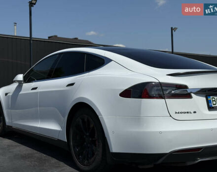 Белый Тесла Модель С, объемом двигателя 0 л и пробегом 156 тыс. км за 20000 $, фото 14 на Automoto.ua