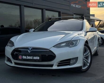 Білий Тесла Модель С, об'ємом двигуна 0 л та пробігом 470 тис. км за 13700 $, фото 6 на Automoto.ua