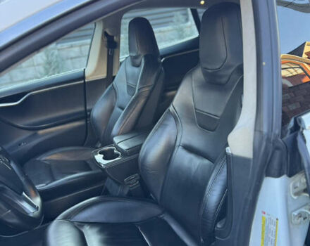 Белый Тесла Модель С, объемом двигателя 0 л и пробегом 108 тыс. км за 14950 $, фото 14 на Automoto.ua