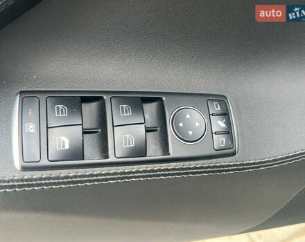 Белый Тесла Модель С, объемом двигателя 0 л и пробегом 225 тыс. км за 15940 $, фото 14 на Automoto.ua