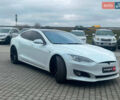 Белый Тесла Модель С, объемом двигателя 0 л и пробегом 225 тыс. км за 15940 $, фото 2 на Automoto.ua