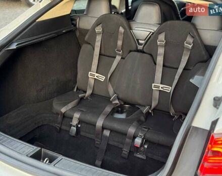 Білий Тесла Модель С, об'ємом двигуна 0 л та пробігом 470 тис. км за 13700 $, фото 25 на Automoto.ua