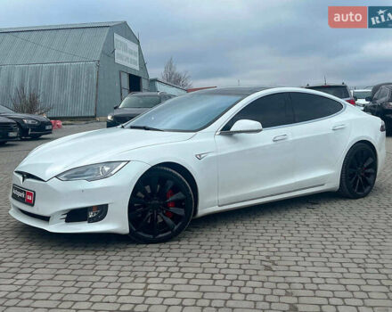 Белый Тесла Модель С, объемом двигателя 0 л и пробегом 225 тыс. км за 15940 $, фото 11 на Automoto.ua