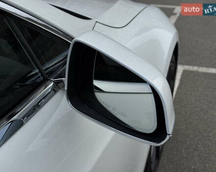 Білий Тесла Модель С, об'ємом двигуна 0 л та пробігом 111 тис. км за 16000 $, фото 5 на Automoto.ua