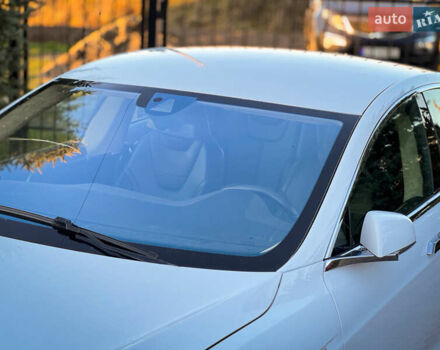 Білий Тесла Модель С, об'ємом двигуна 0 л та пробігом 189 тис. км за 12900 $, фото 7 на Automoto.ua