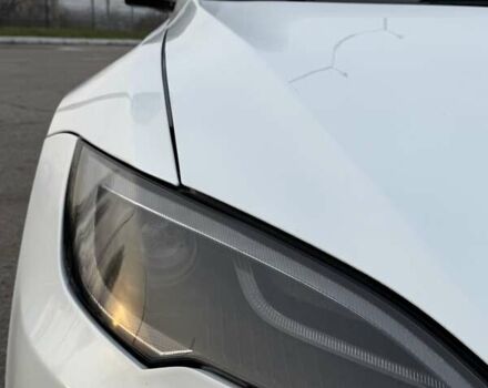Білий Тесла Модель С, об'ємом двигуна 0 л та пробігом 144 тис. км за 16500 $, фото 8 на Automoto.ua