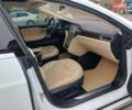 Белый Тесла Модель С, объемом двигателя 0 л и пробегом 135 тыс. км за 14500 $, фото 20 на Automoto.ua