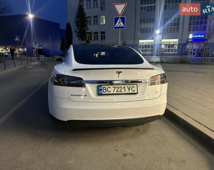 Білий Тесла Модель С, об'ємом двигуна 0 л та пробігом 250 тис. км за 13500 $, фото 9 на Automoto.ua