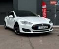 Белый Тесла Модель С, объемом двигателя 0 л и пробегом 239 тыс. км за 15999 $, фото 1 на Automoto.ua