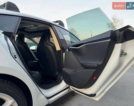 Білий Тесла Модель С, об'ємом двигуна 0 л та пробігом 470 тис. км за 13700 $, фото 51 на Automoto.ua