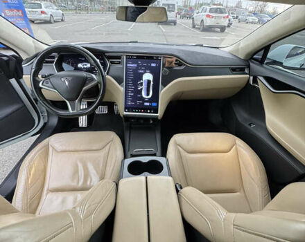 Білий Тесла Модель С, об'ємом двигуна 0 л та пробігом 172 тис. км за 14900 $, фото 12 на Automoto.ua