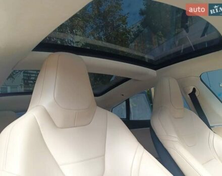 Білий Тесла Модель С, об'ємом двигуна 0 л та пробігом 118 тис. км за 15000 $, фото 15 на Automoto.ua