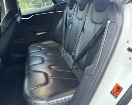 Белый Тесла Модель С, объемом двигателя 0 л и пробегом 108 тыс. км за 16500 $, фото 12 на Automoto.ua