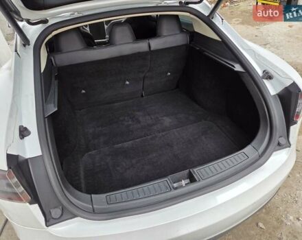 Білий Тесла Модель С, об'ємом двигуна 0 л та пробігом 237 тис. км за 14500 $, фото 11 на Automoto.ua