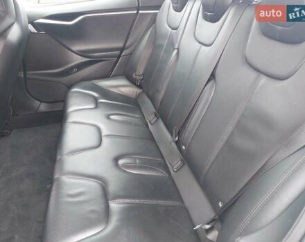 Белый Тесла Модель С, объемом двигателя 0 л и пробегом 120 тыс. км за 16100 $, фото 22 на Automoto.ua