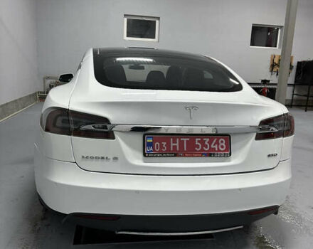 Белый Тесла Модель С, объемом двигателя 0 л и пробегом 140 тыс. км за 14950 $, фото 11 на Automoto.ua
