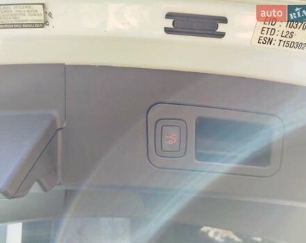 Білий Тесла Модель С, об'ємом двигуна 0 л та пробігом 253 тис. км за 15000 $, фото 2 на Automoto.ua