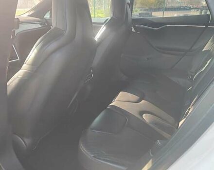 Белый Тесла Модель С, объемом двигателя 0 л и пробегом 210 тыс. км за 14500 $, фото 8 на Automoto.ua