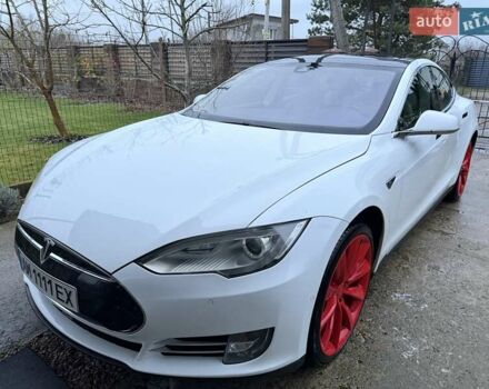 Белый Тесла Модель С, объемом двигателя 0 л и пробегом 220 тыс. км за 17300 $, фото 4 на Automoto.ua