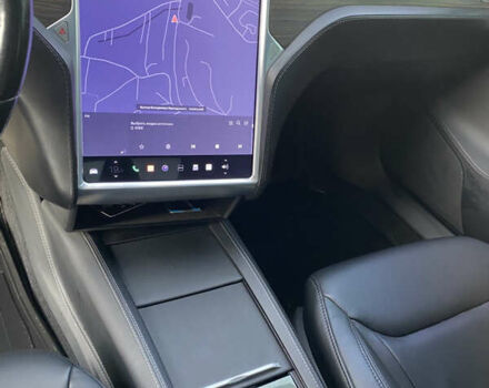 Белый Тесла Модель С, объемом двигателя 0 л и пробегом 225 тыс. км за 15500 $, фото 16 на Automoto.ua