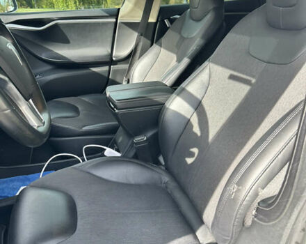 Белый Тесла Модель С, объемом двигателя 0 л и пробегом 105 тыс. км за 12700 $, фото 10 на Automoto.ua