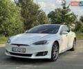 Белый Тесла Модель С, объемом двигателя 0 л и пробегом 130 тыс. км за 15900 $, фото 1 на Automoto.ua