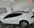 Белый Тесла Модель С, объемом двигателя 0 л и пробегом 150 тыс. км за 19799 $, фото 19 на Automoto.ua