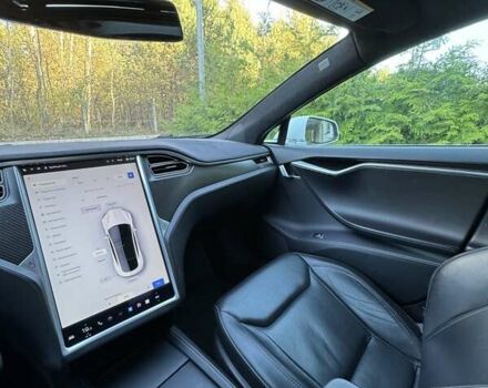 Белый Тесла Модель С, объемом двигателя 0 л и пробегом 98 тыс. км за 19300 $, фото 16 на Automoto.ua