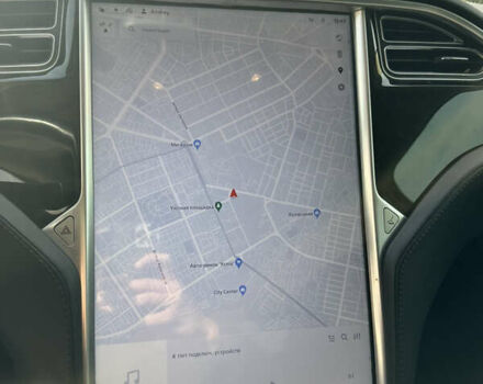 Білий Тесла Модель С, об'ємом двигуна 0 л та пробігом 105 тис. км за 15900 $, фото 12 на Automoto.ua