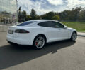 Белый Тесла Модель С, объемом двигателя 0 л и пробегом 105 тыс. км за 13700 $, фото 3 на Automoto.ua