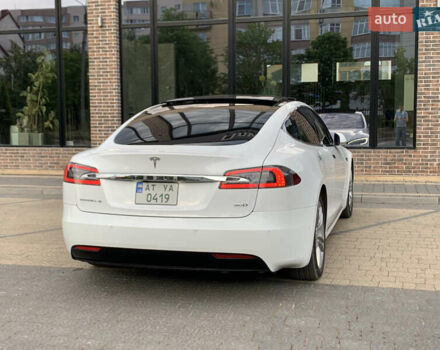 Белый Тесла Модель С, объемом двигателя 0 л и пробегом 125 тыс. км за 16999 $, фото 16 на Automoto.ua