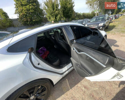 Белый Тесла Модель С, объемом двигателя 0 л и пробегом 189 тыс. км за 16500 $, фото 15 на Automoto.ua