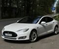 Белый Тесла Модель С, объемом двигателя 0 л и пробегом 153 тыс. км за 15000 $, фото 1 на Automoto.ua