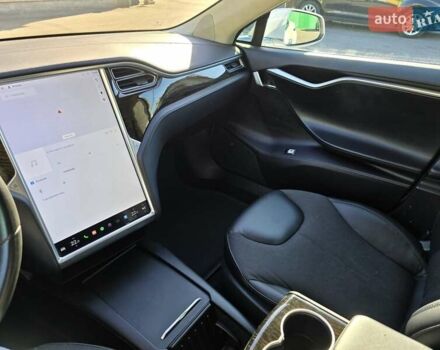 Білий Тесла Модель С, об'ємом двигуна 0 л та пробігом 165 тис. км за 19500 $, фото 10 на Automoto.ua