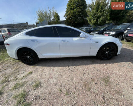 Белый Тесла Модель С, объемом двигателя 0 л и пробегом 189 тыс. км за 16500 $, фото 7 на Automoto.ua