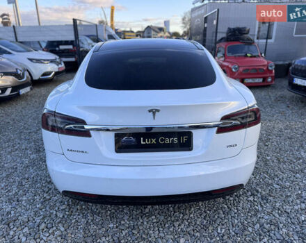 Тесла Модель С 2016 у Івано-Франківську на Automoto.ua Білий Тесла Модель С, об'ємом двигуна 0 л та пробігом 182 тис. км за 16500 $, фото 8 на Automoto.ua
