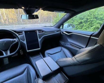 Белый Тесла Модель С, объемом двигателя 0 л и пробегом 98 тыс. км за 19300 $, фото 18 на Automoto.ua