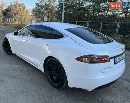 Белый Тесла Модель С, объемом двигателя 0 л и пробегом 171 тыс. км за 16600 $, фото 4 на Automoto.ua