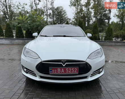 Білий Тесла Модель С, об'ємом двигуна 0 л та пробігом 134 тис. км за 16500 $, фото 2 на Automoto.ua
