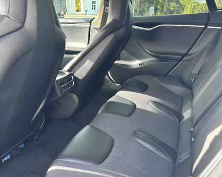 Белый Тесла Модель С, объемом двигателя 0 л и пробегом 105 тыс. км за 13700 $, фото 16 на Automoto.ua