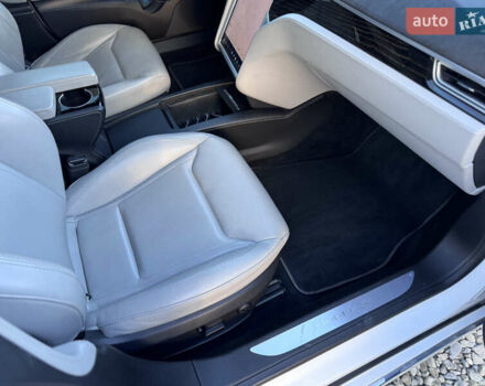 Тесла Модель С 2016 у Івано-Франківську на Automoto.ua Білий Тесла Модель С, об'ємом двигуна 0 л та пробігом 182 тис. км за 16500 $, фото 36 на Automoto.ua
