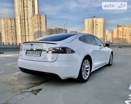Білий Тесла Модель С, об'ємом двигуна 0 л та пробігом 111 тис. км за 25800 $, фото 11 на Automoto.ua