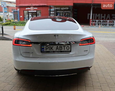 Тесла Модель С 2016 у Львові на Automoto.ua Білий Тесла Модель С, об'ємом двигуна 0 л та пробігом 86 тис. км за 20900 $, фото 6 на Automoto.ua