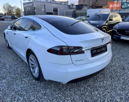 Тесла Модель С 2016 у Івано-Франківську на Automoto.ua Білий Тесла Модель С, об'ємом двигуна 0 л та пробігом 182 тис. км за 16500 $, фото 6 на Automoto.ua