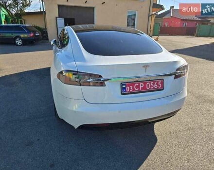 Білий Тесла Модель С, об'ємом двигуна 0 л та пробігом 165 тис. км за 17000 $, фото 7 на Automoto.ua