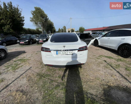 Белый Тесла Модель С, объемом двигателя 0 л и пробегом 189 тыс. км за 15990 $, фото 5 на Automoto.ua