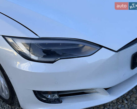 Тесла Модель С 2016 у Івано-Франківську на Automoto.ua Білий Тесла Модель С, об'ємом двигуна 0 л та пробігом 182 тис. км за 16500 $, фото 18 на Automoto.ua